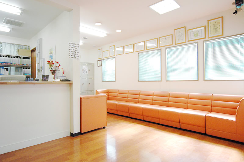 整形外科、内科、皮膚科、アレルギー科、リウマチ科、形成外科